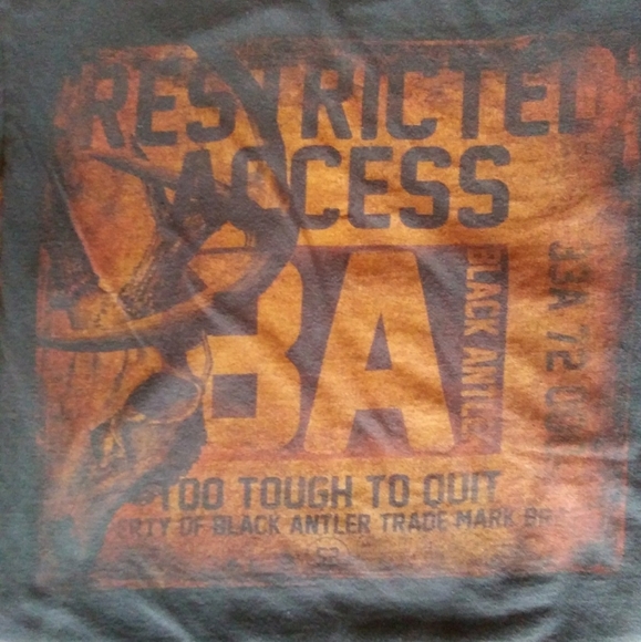 Black Antler Men's Medium Short Sleeve T-Shirt - Picture 1 of 8